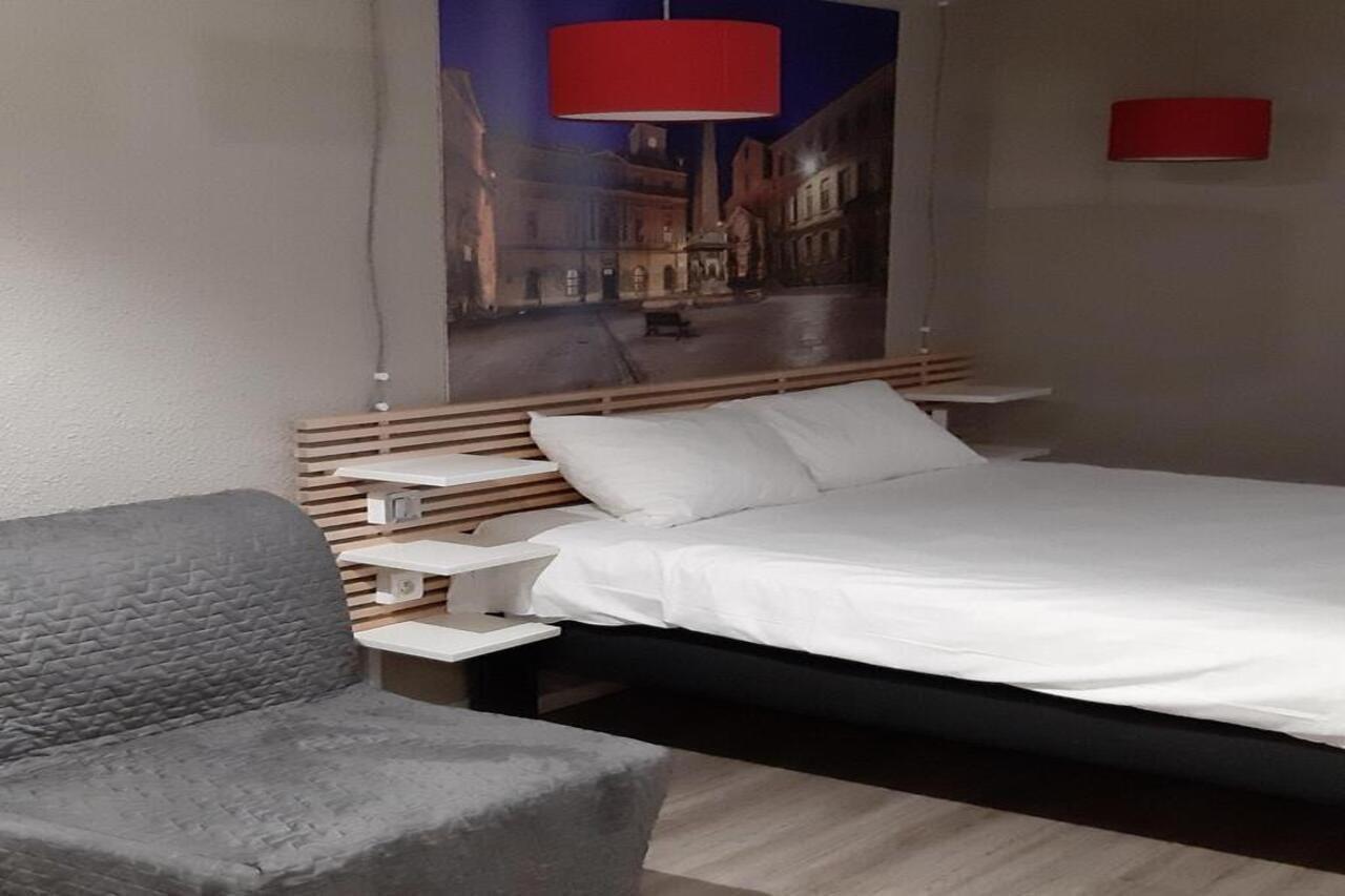 Ibis Hotel 3*